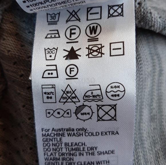 OAKLEY- 100% Authentic Top Tee Jersey for men - Size: S - Picture 10 of 11